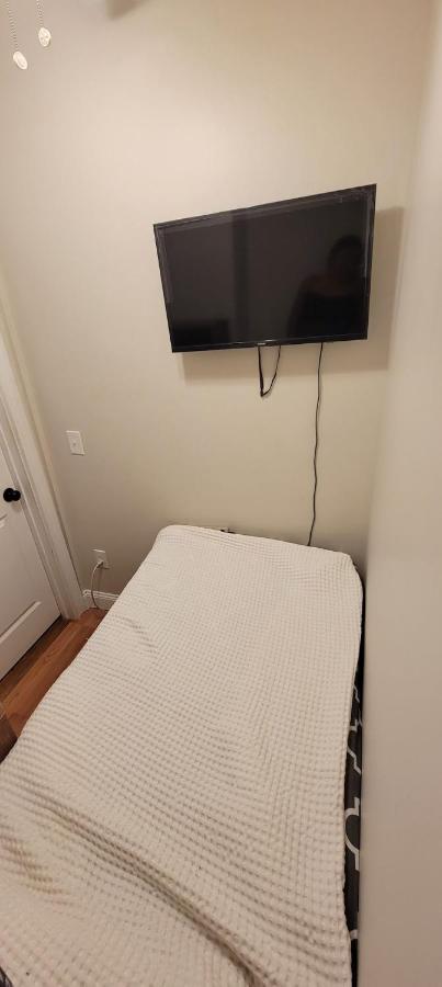 Private Bedroom Near 보스톤 외부 사진