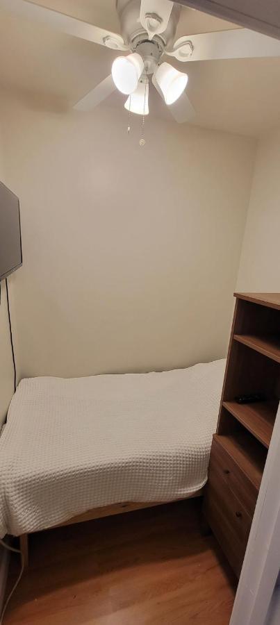 Private Bedroom Near 보스톤 외부 사진