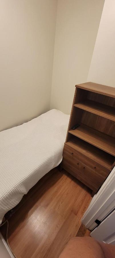 Private Bedroom Near 보스톤 외부 사진