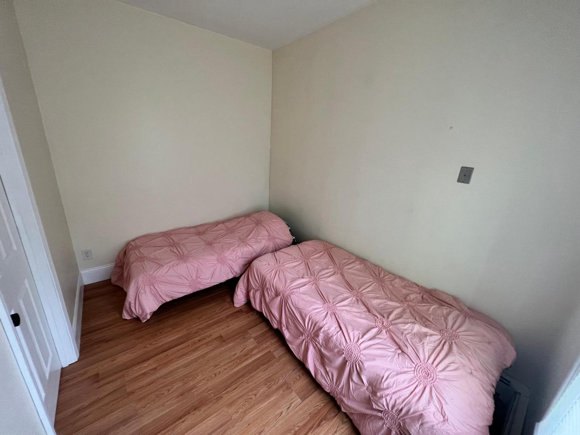 Private Bedroom Near 보스톤 외부 사진
