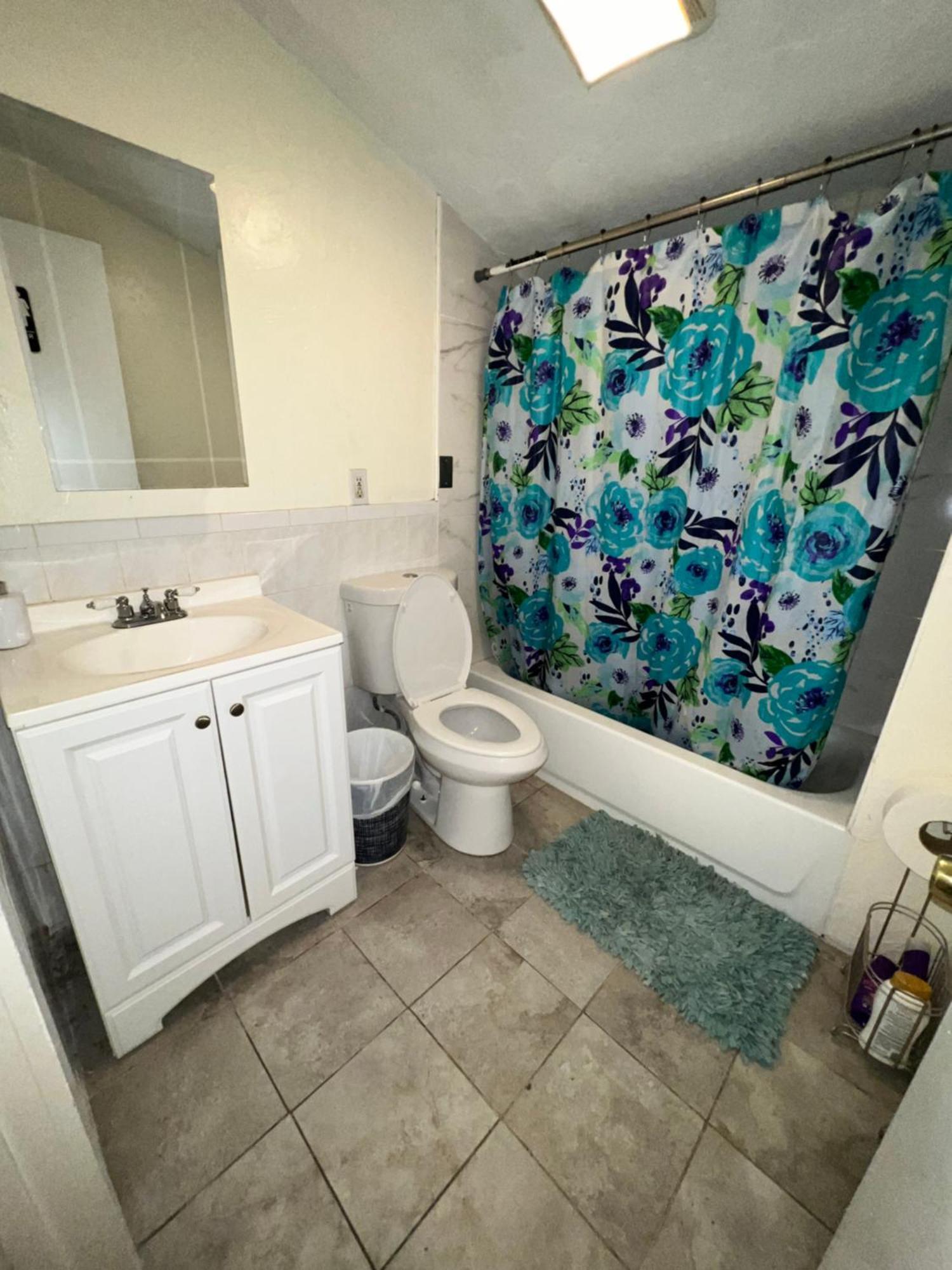 Private Bedroom Near 보스톤 외부 사진