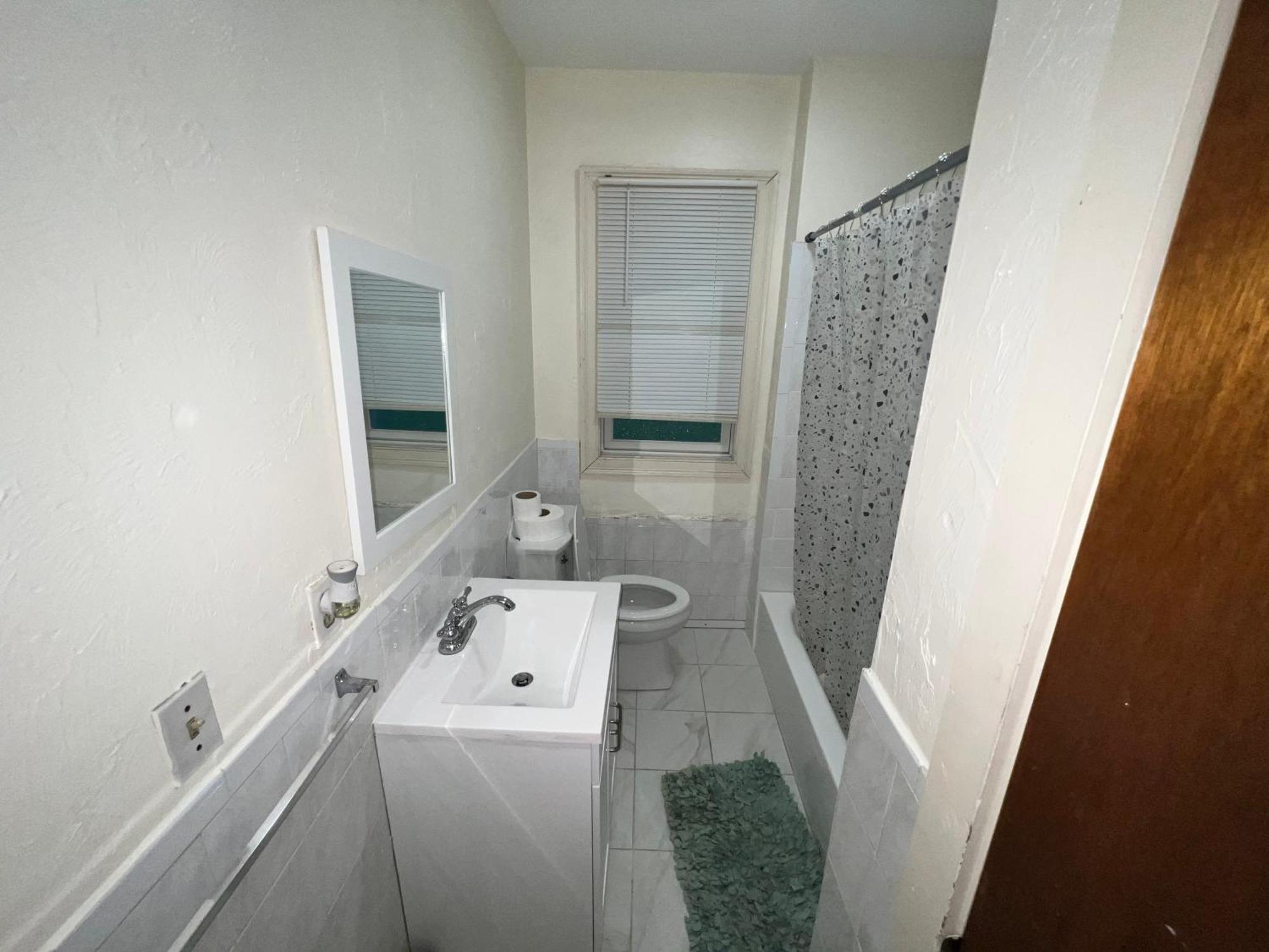 Private Bedroom Near 보스톤 외부 사진