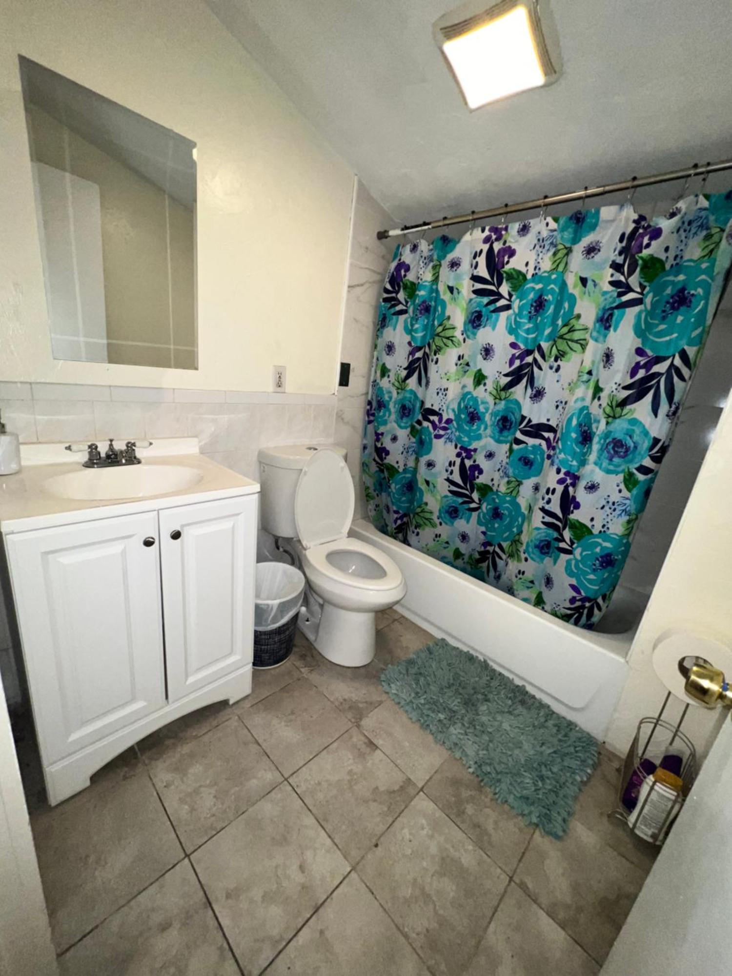 Private Bedroom Near 보스톤 외부 사진