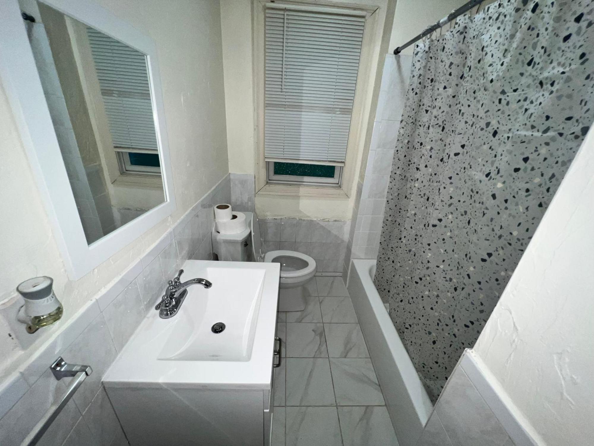 Private Bedroom Near 보스톤 외부 사진