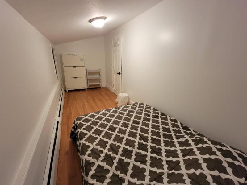 Private Bedroom Near 보스톤 외부 사진